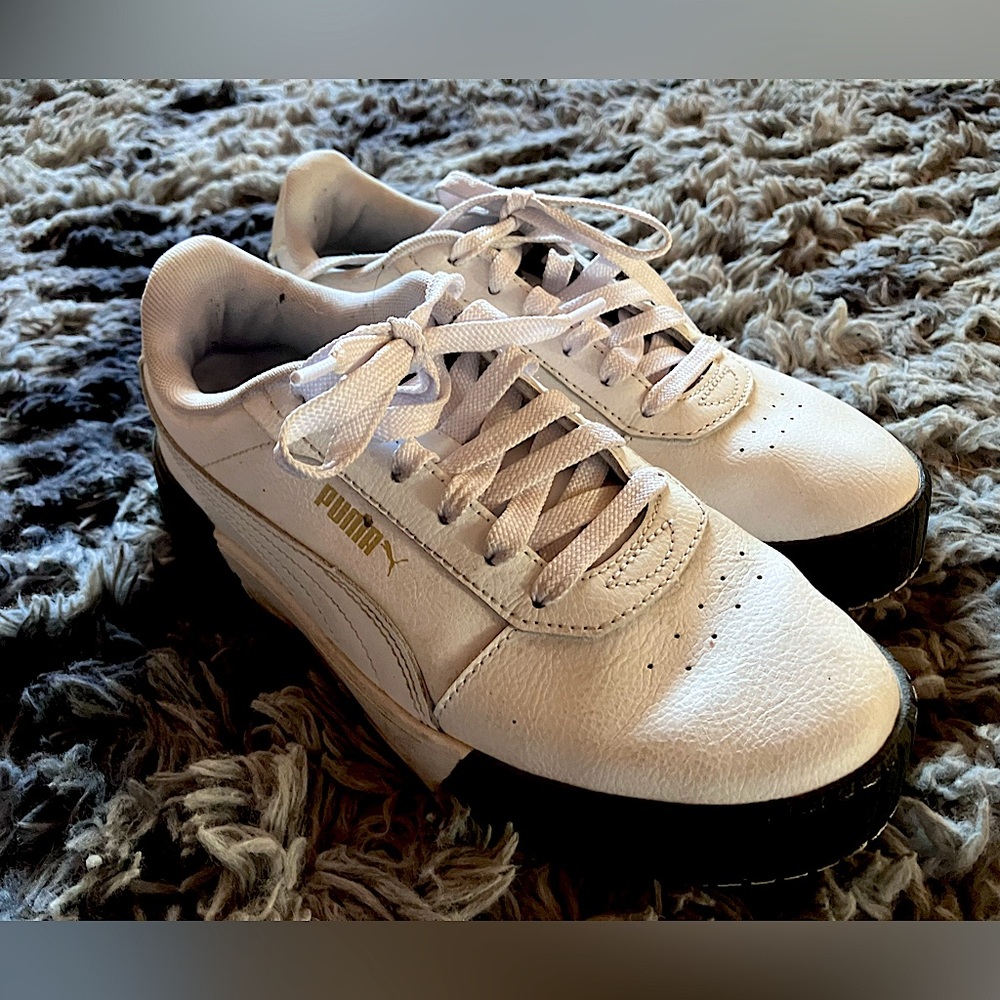 Puma trainers. Worn once, inside!